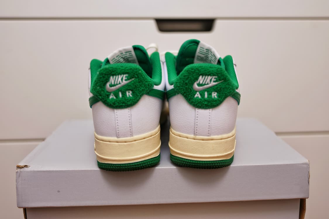 나이키 에어포스 1 '07 LV8 바시티 화이트 파인 그린 상품이미지6