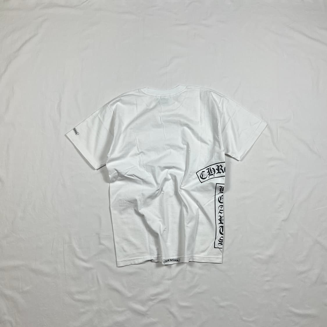 90‘s 크롬하츠 chrome hearts 포켓 로고 반팔티 상품이미지5