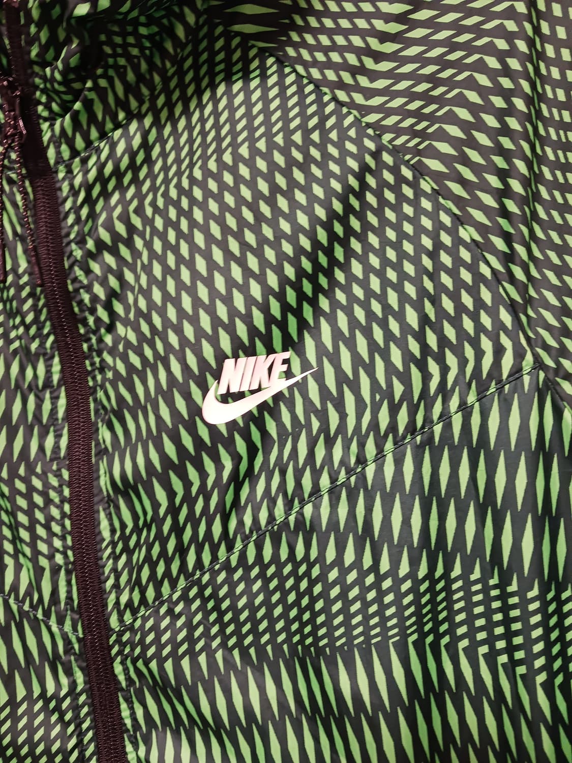 나이키 윈드러너 패턴 바람막이 상품이미지2