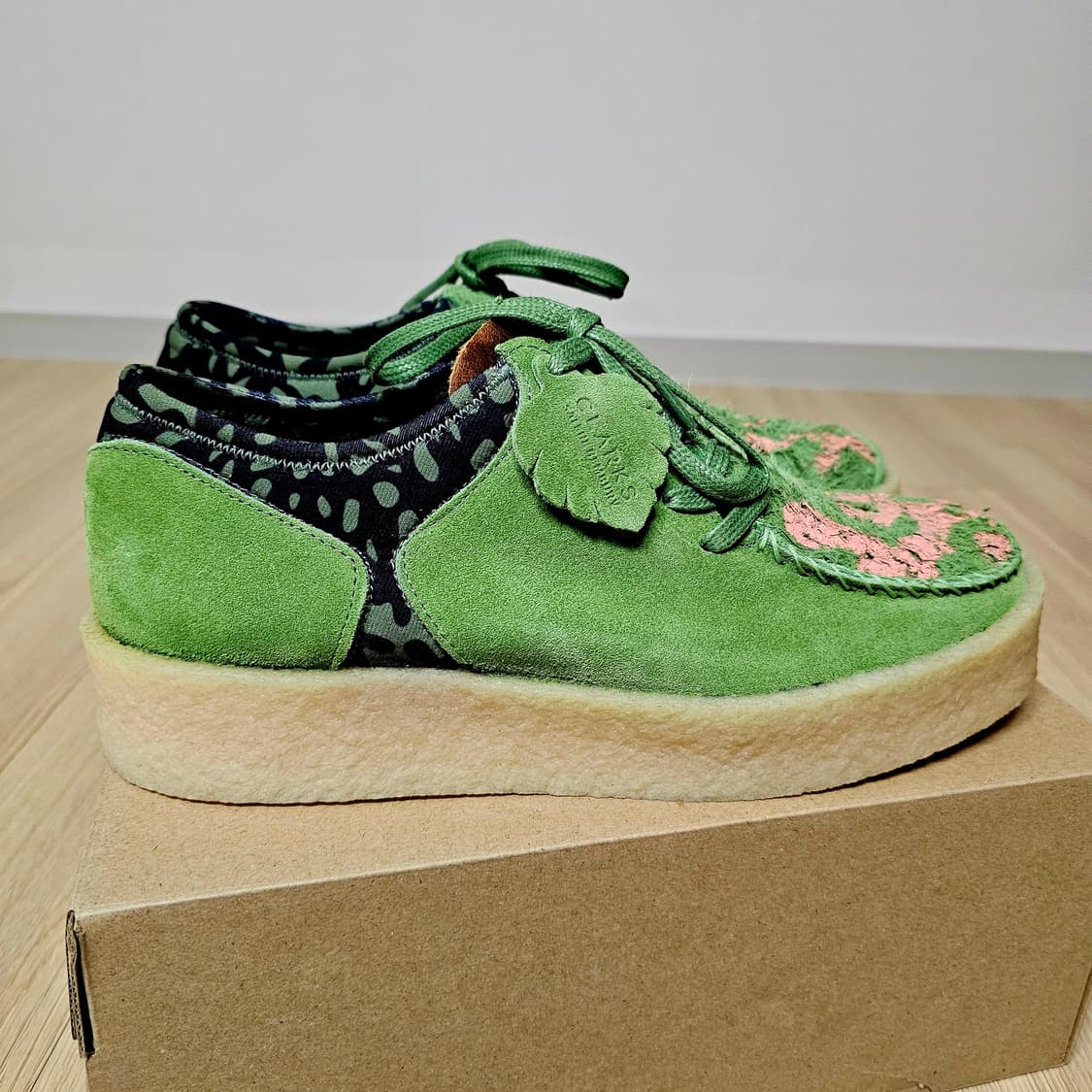 270 새제품) 클락스 오리지널스 x 살레헤 벰버리 러거 컵솔 다크 그린 상품이미지10