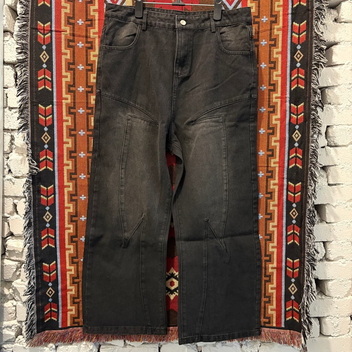 빈티지 백 프린팅 블랙 데님팬츠 상품이미지5