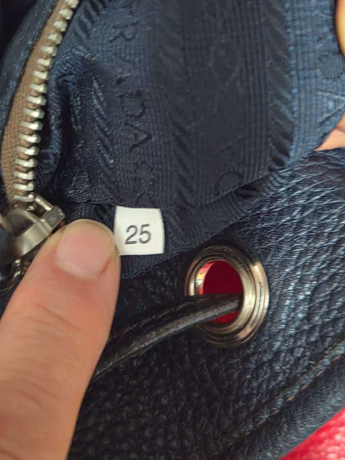 (정품) 프라다 가죽 버킷백 (명품 여자 가방 크로스백 숄더백) 상품이미지5