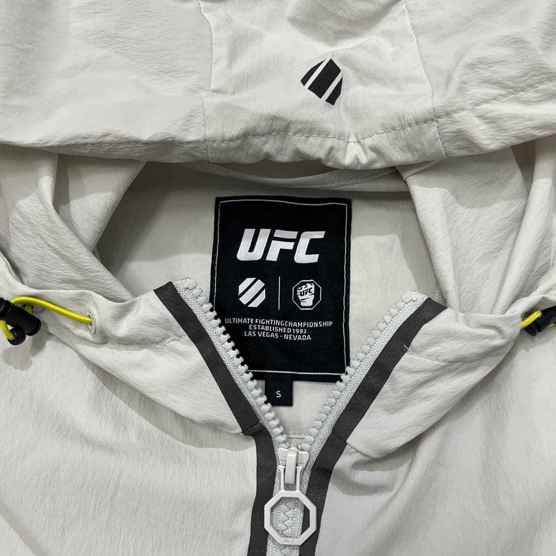 [95] UFC 아노락 바람막이 상품이미지3