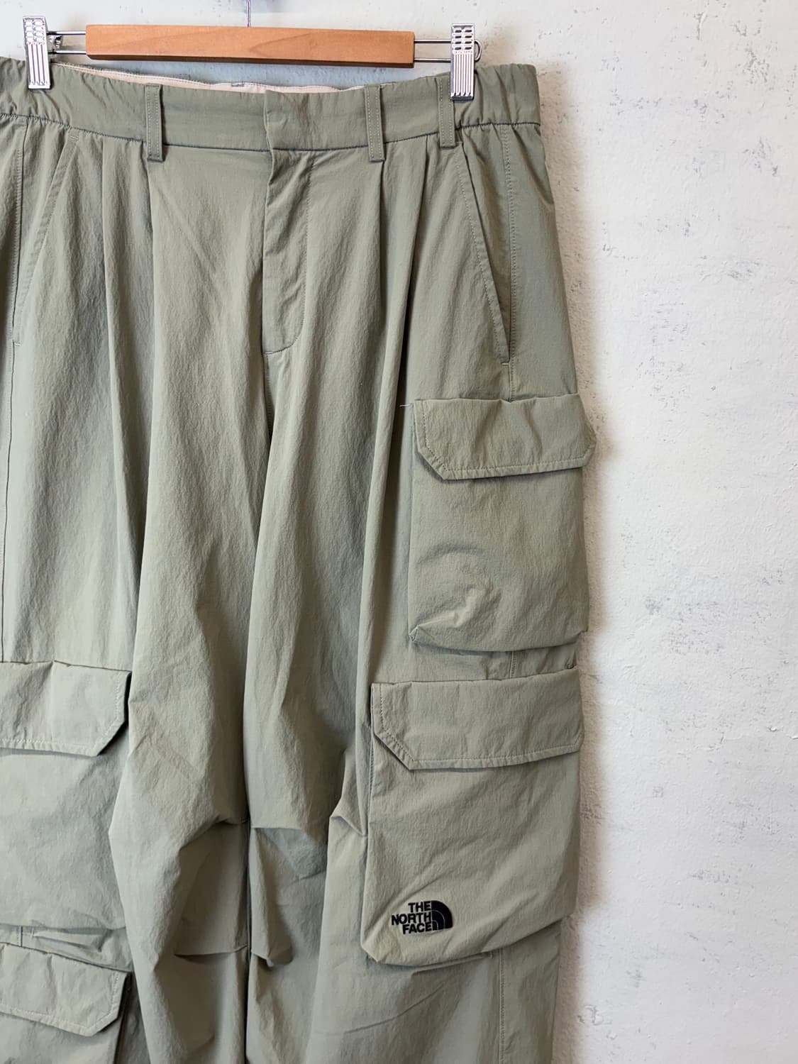노스페이스 나일론 카고팬츠 올리브 그린 상품이미지5