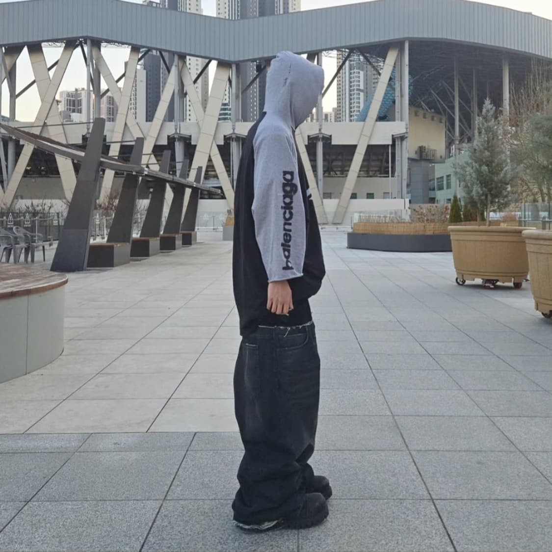 발렌시아가 3B 스텐실 후드 티셔츠 로고 후디 티 유니티 스포티 B bb 상품이미지3