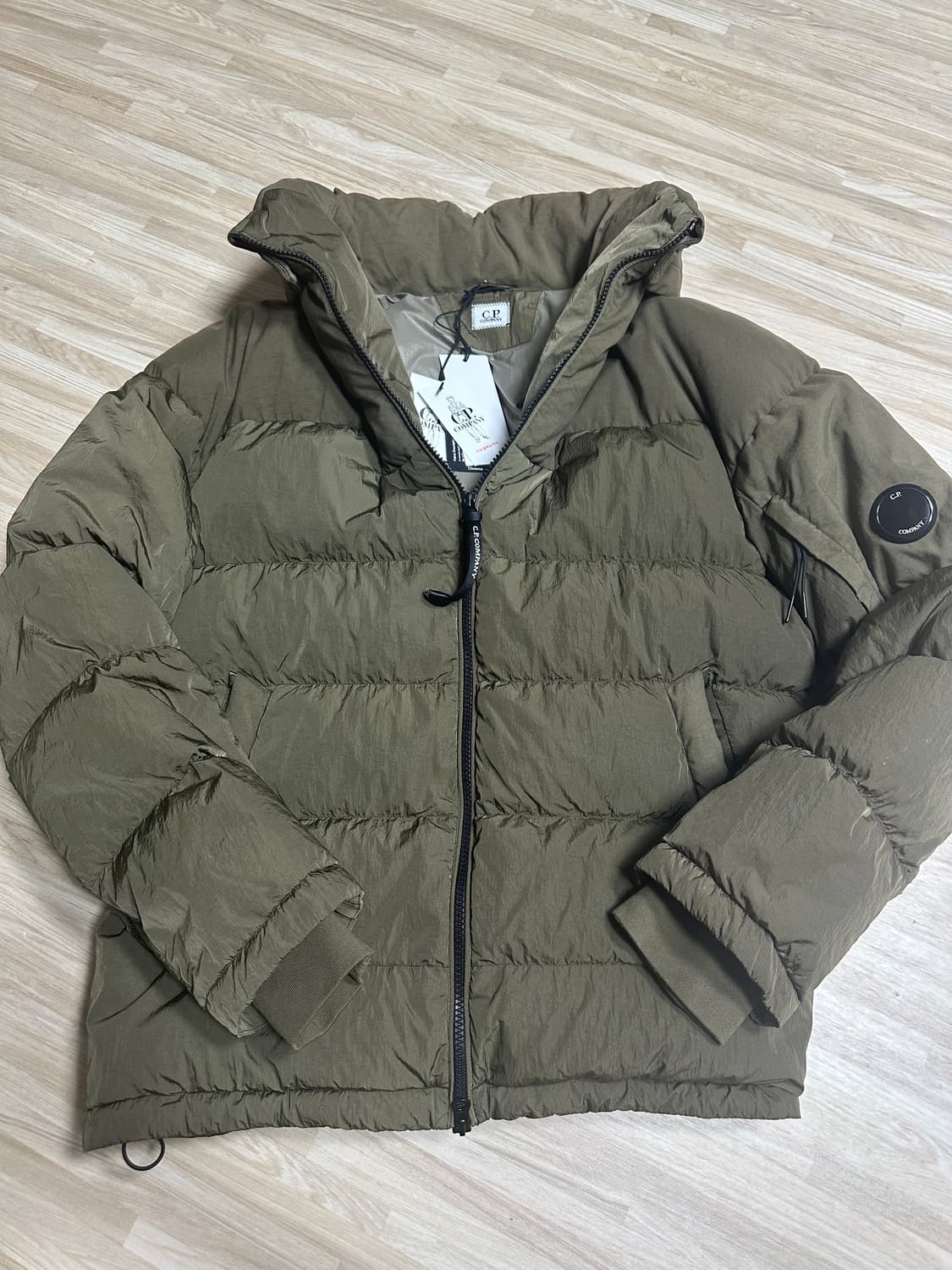 Cp컴퍼니 가먼트다잉 크롬 패딩 상품이미지1