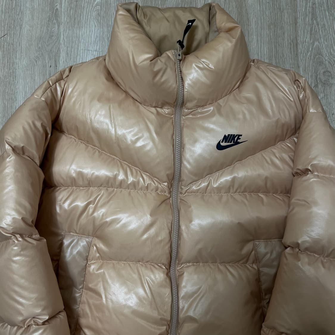 나이키 여성 써마핏 시티 덕다운 푸퍼 숏패딩 S  상품이미지2