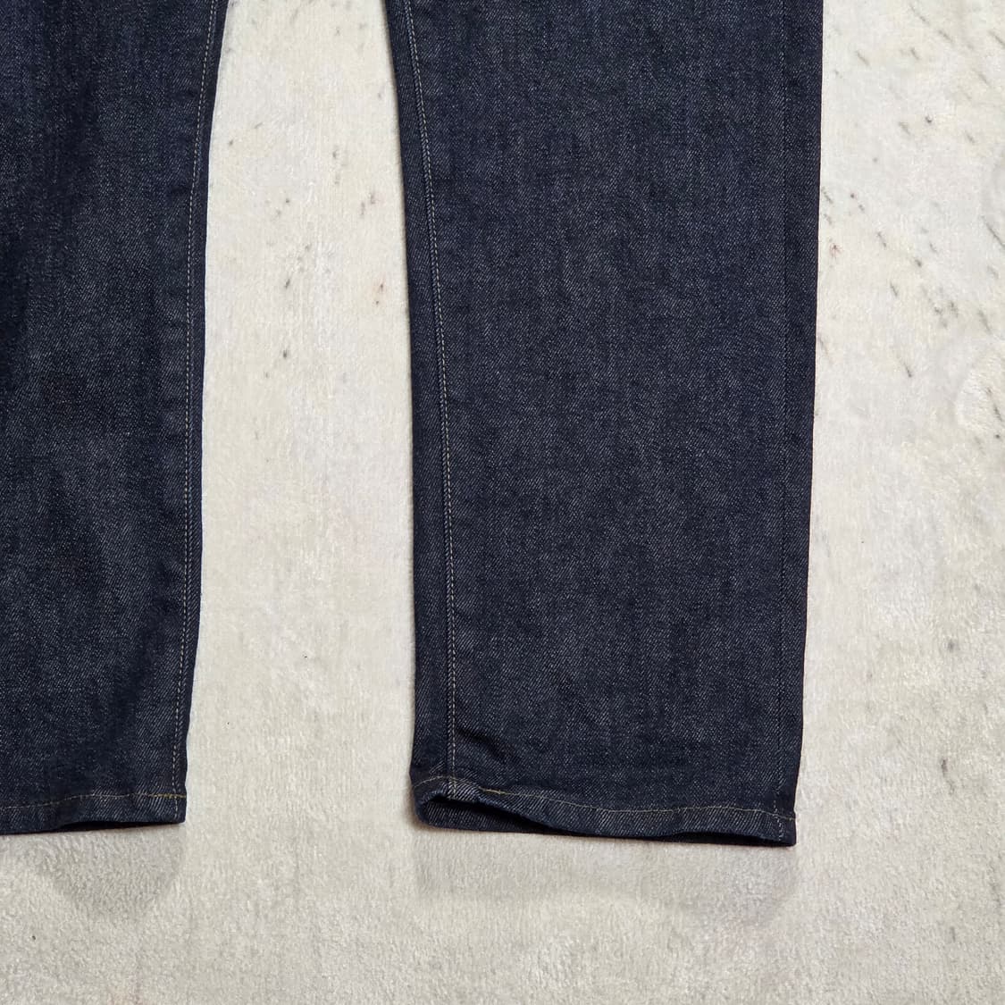 유니클로 스트레이트 진청 셀비지 데님 팬츠 상품이미지3