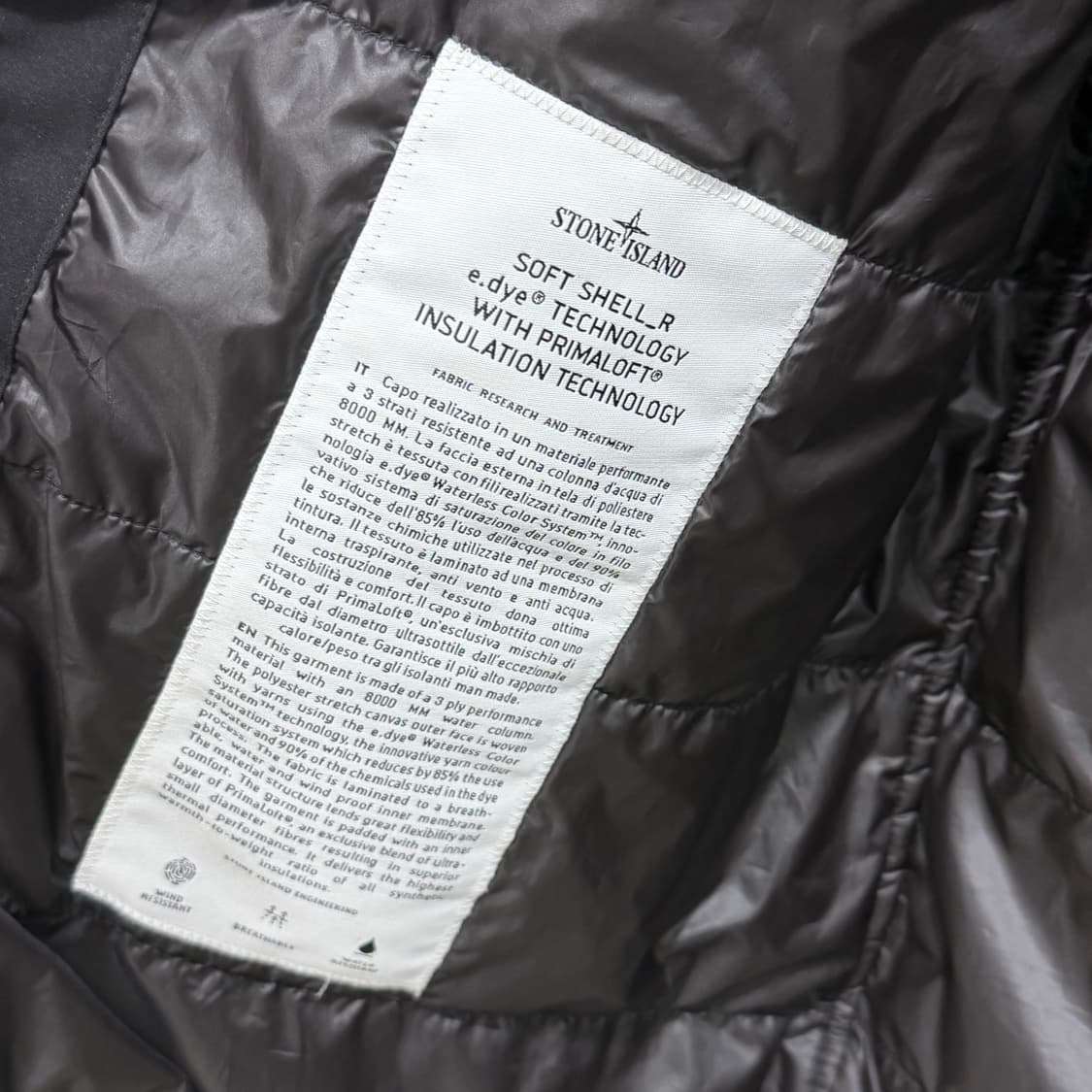 스톤아일랜드 소프트쉘 프리마로프트 상품이미지8