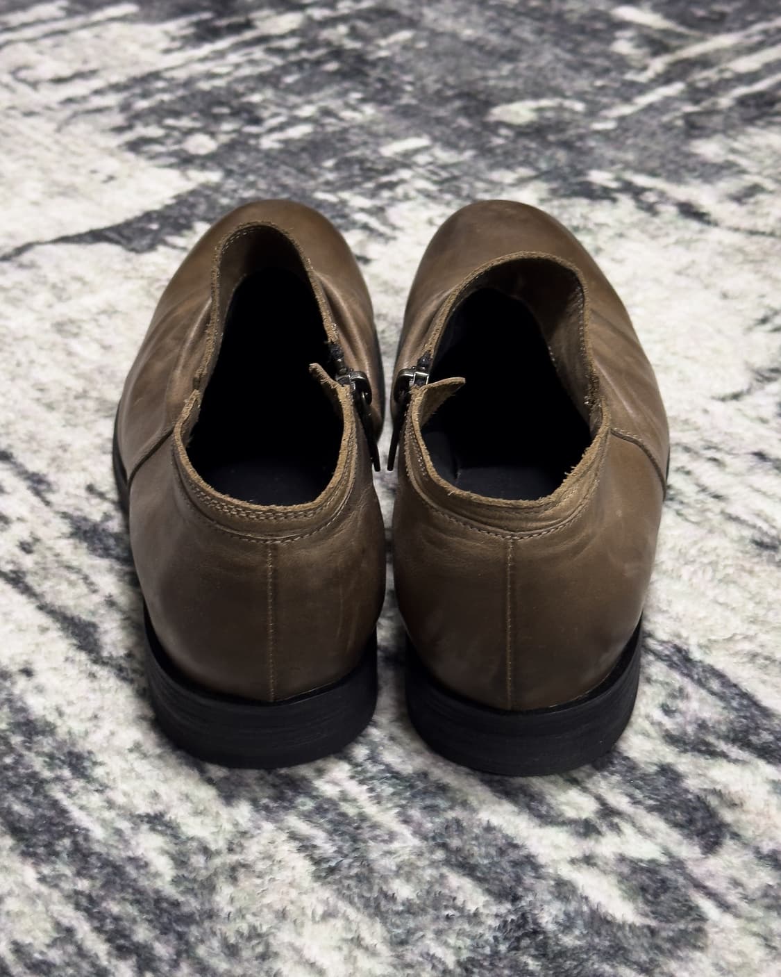 {SCHLUSSEL} Drape Side-Zip Loafer 상품이미지4