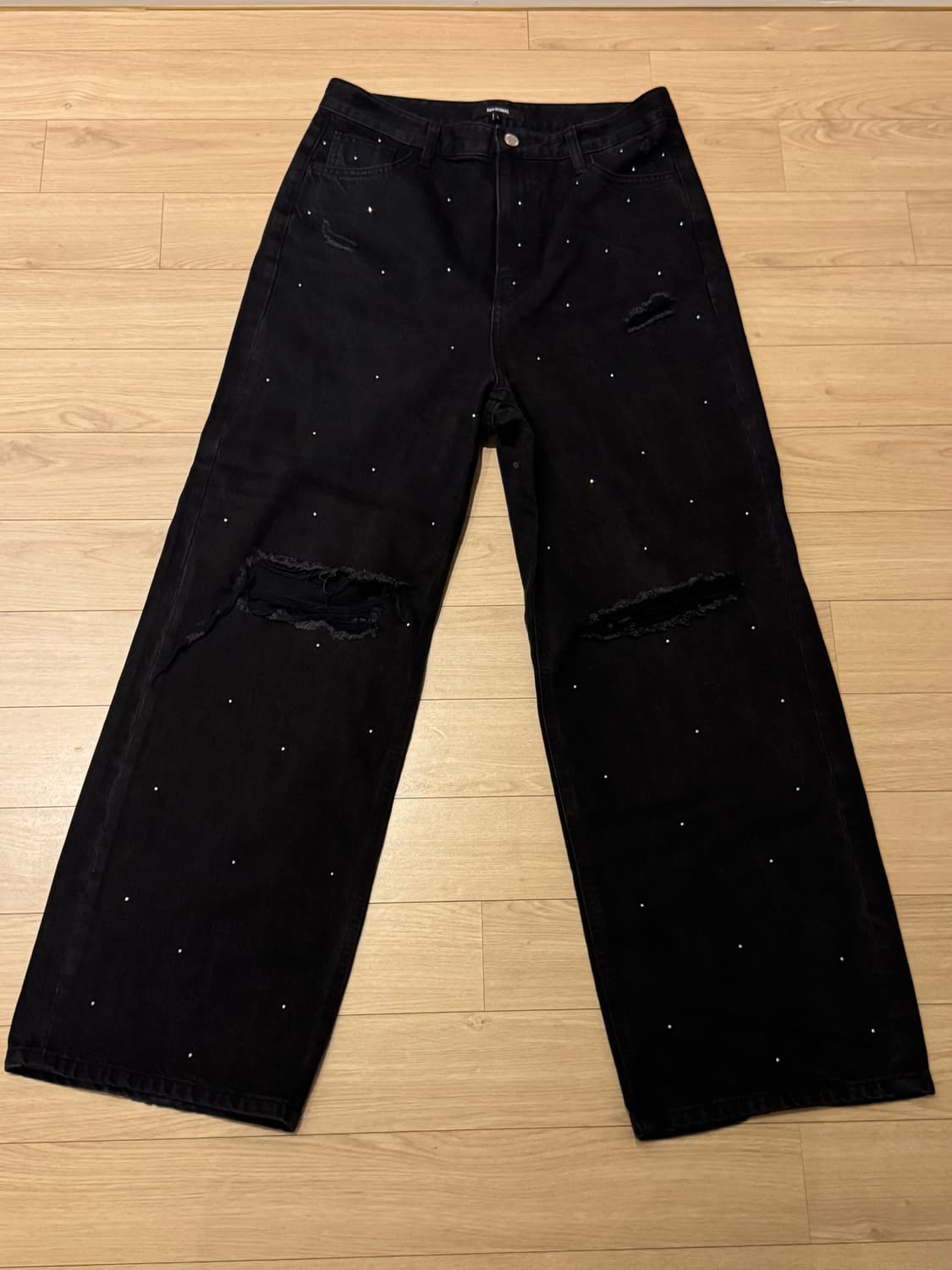 다이애그널 STUD DAMAGE DENIM PANTS 상품이미지5