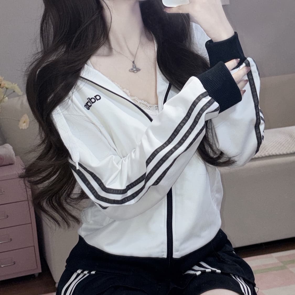 🐰아디다스 화이트 여리핏 후드집업🪽 상품이미지1