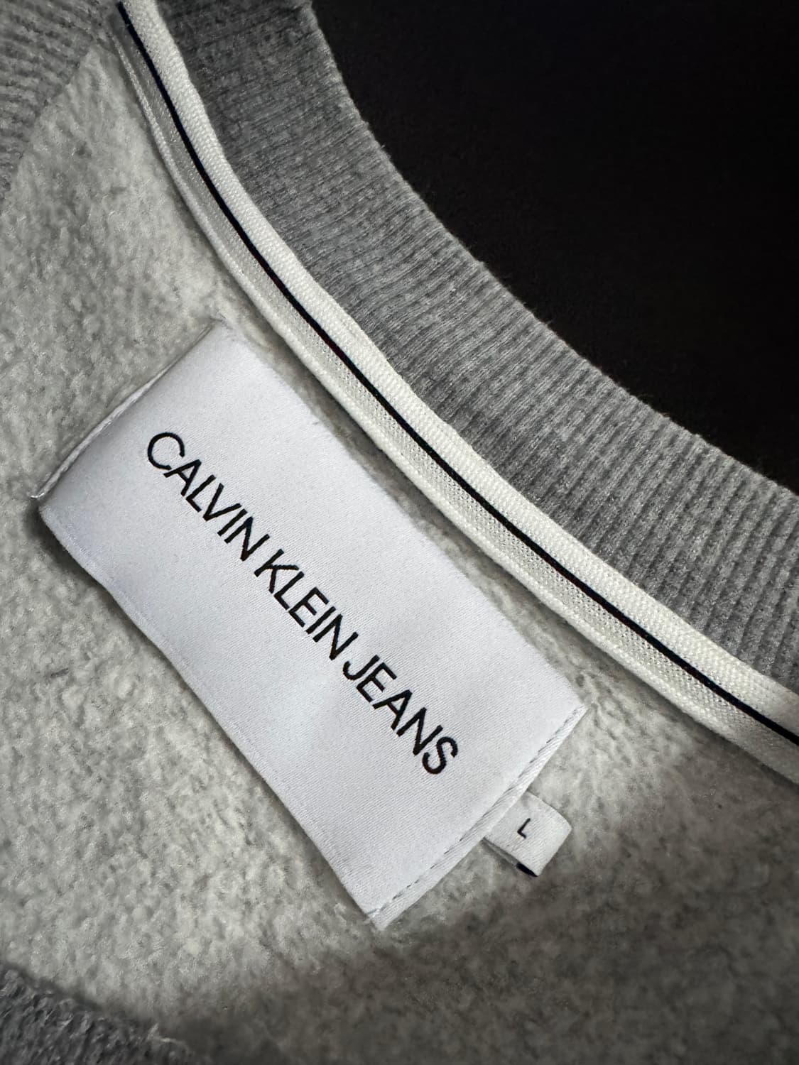 캘빈클라인 스펠아웃 기모 맨투맨 L 그레이 상품이미지4