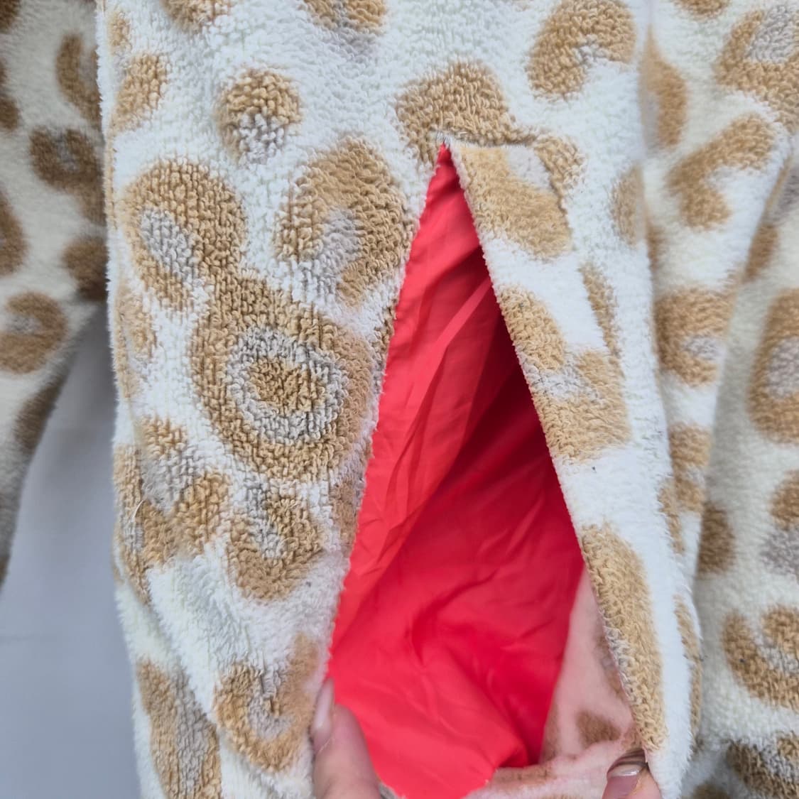 아디다스 레오파드 후리스 집업 남성 M 상품이미지3