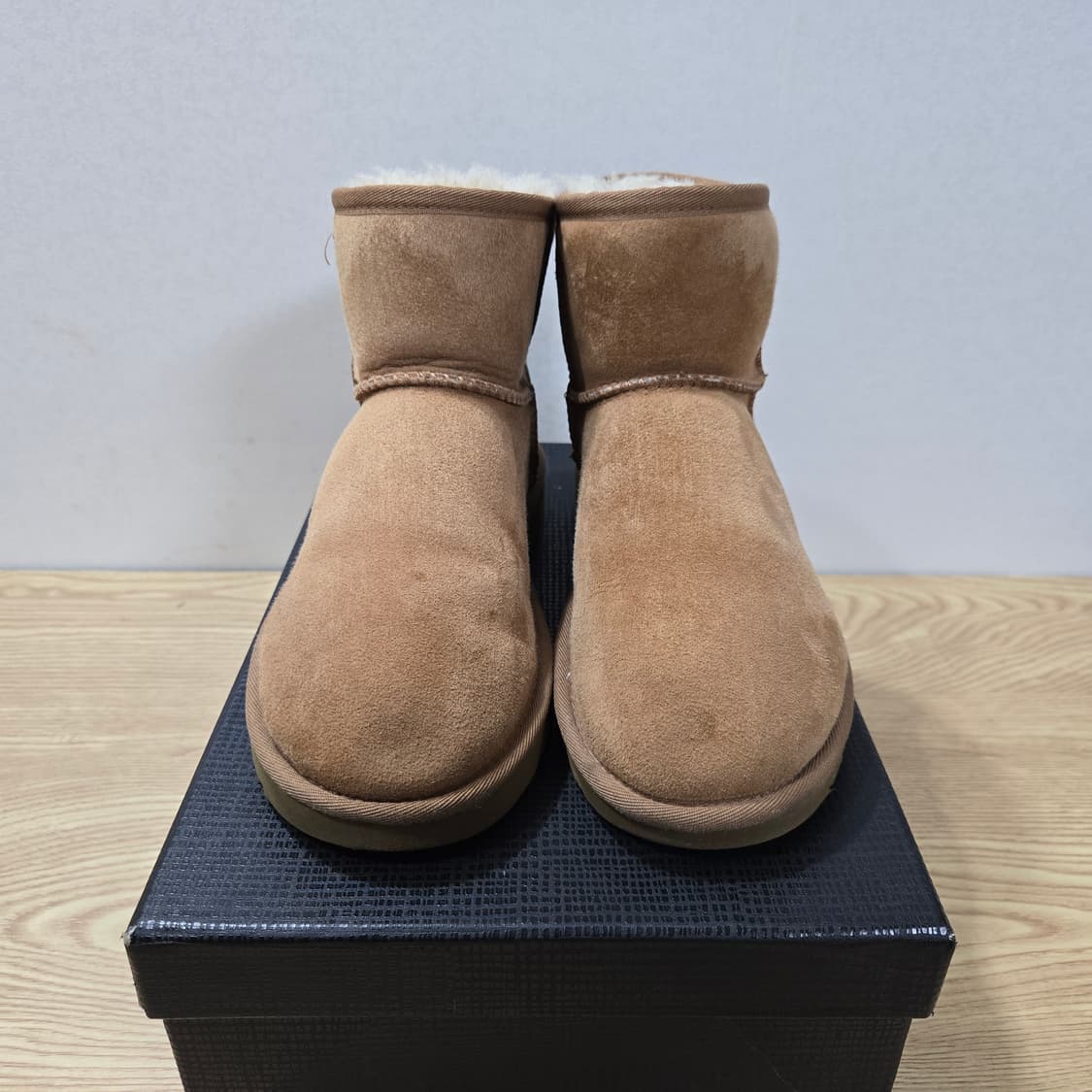 240 UGG 미국어그 클래식 미니 체스트넛 상품이미지2