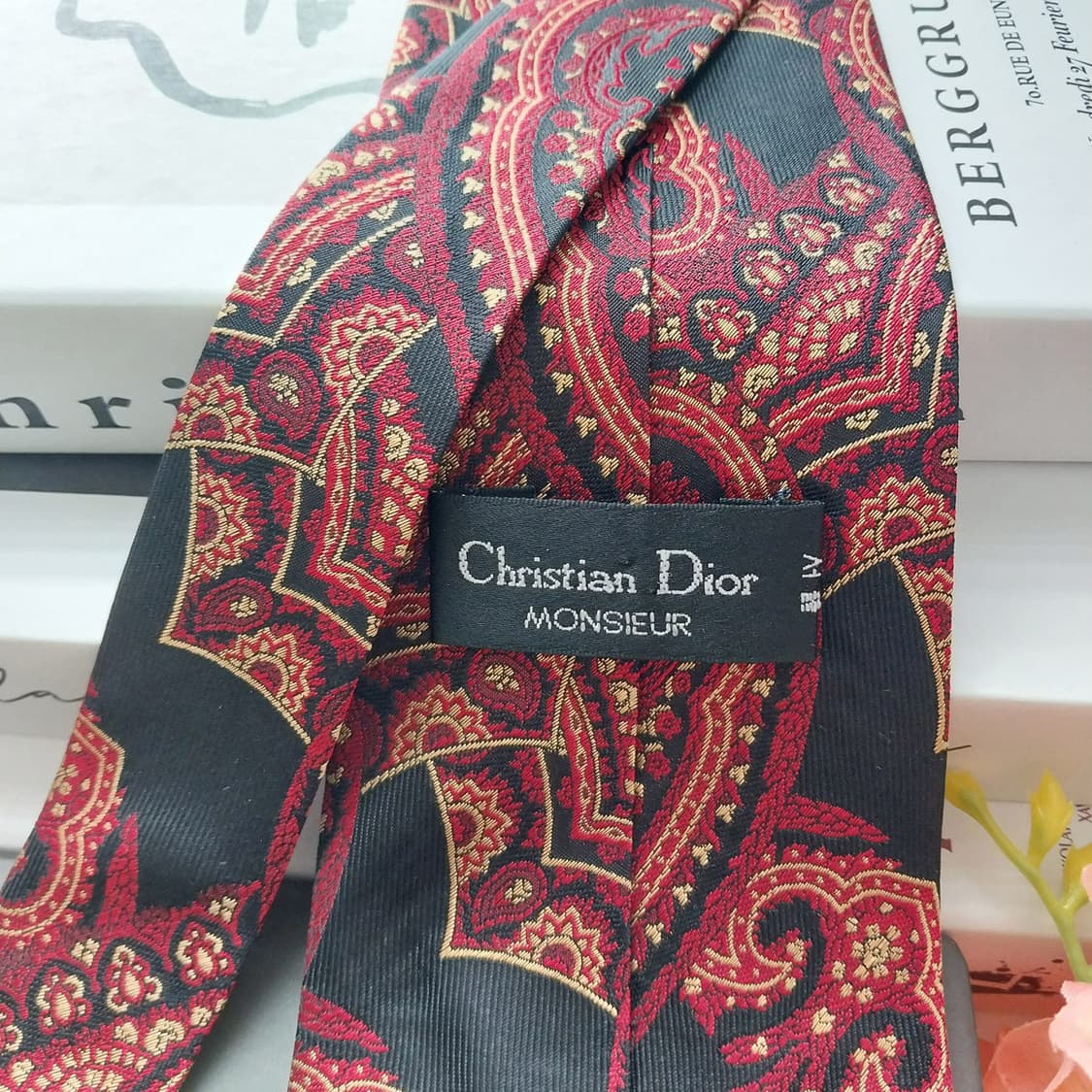 디올 실크 레드&블랙 페이즐리 넥타이 9.5cm A+등급 K1273
 상품이미지6