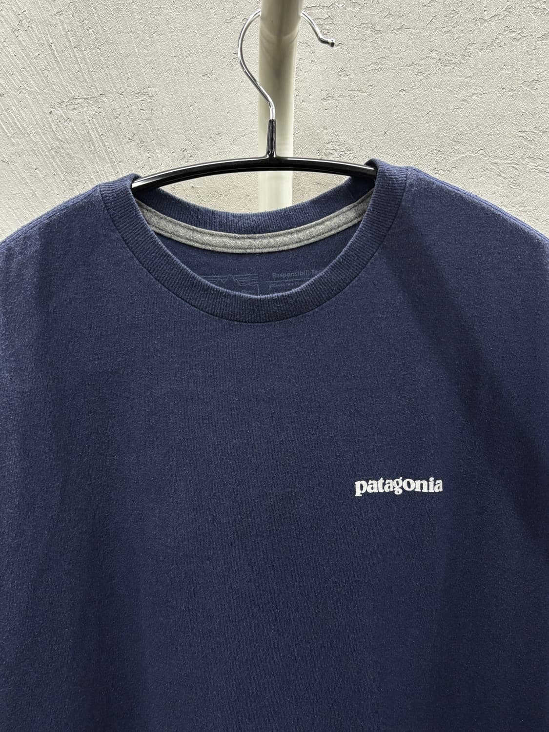 파타고니아 반팔 티셔츠 네이비 S 상품이미지3