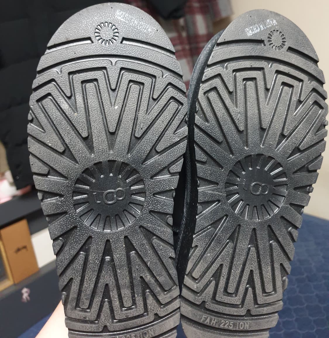 어그 미니 플랫폼 부츠 블랙 (225) 상품이미지5