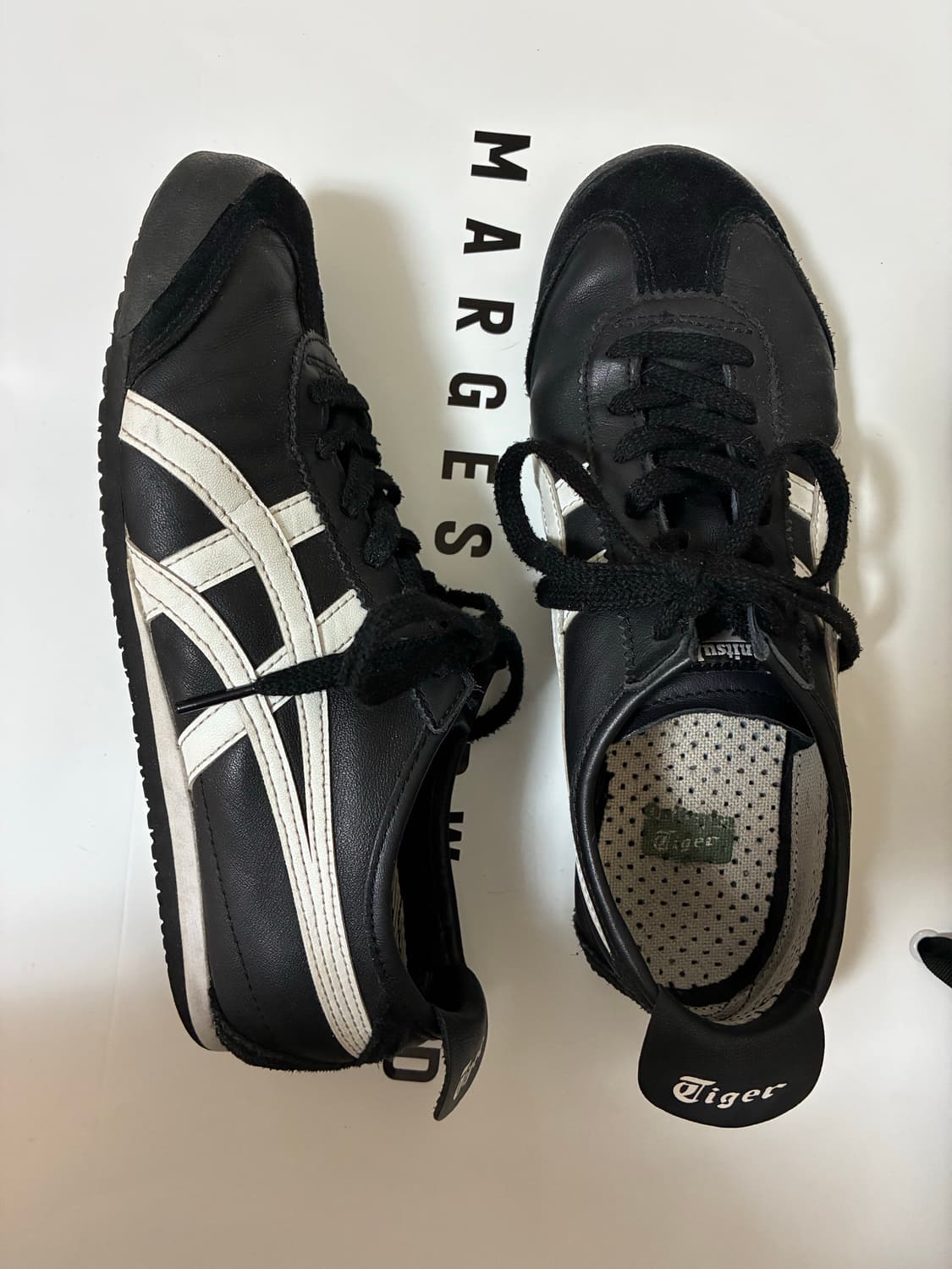 오니츠카 타이거 멕시코 66 블랙 화이트 상품이미지1