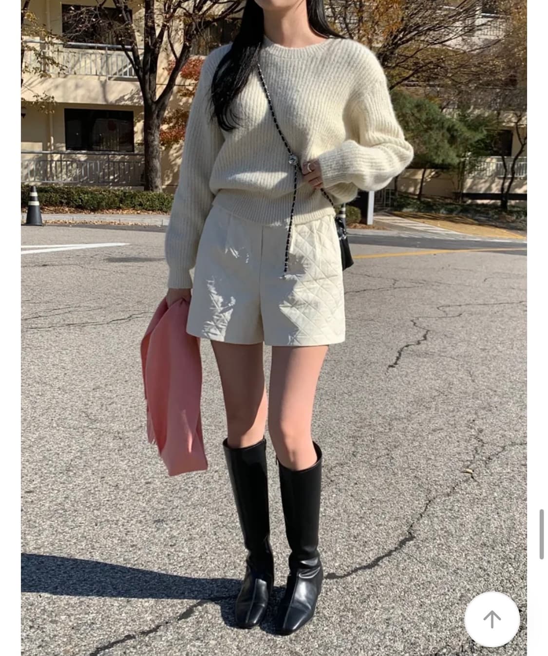 퀄팅 패딩 뒷밴딩 숏팬츠 상품이미지3