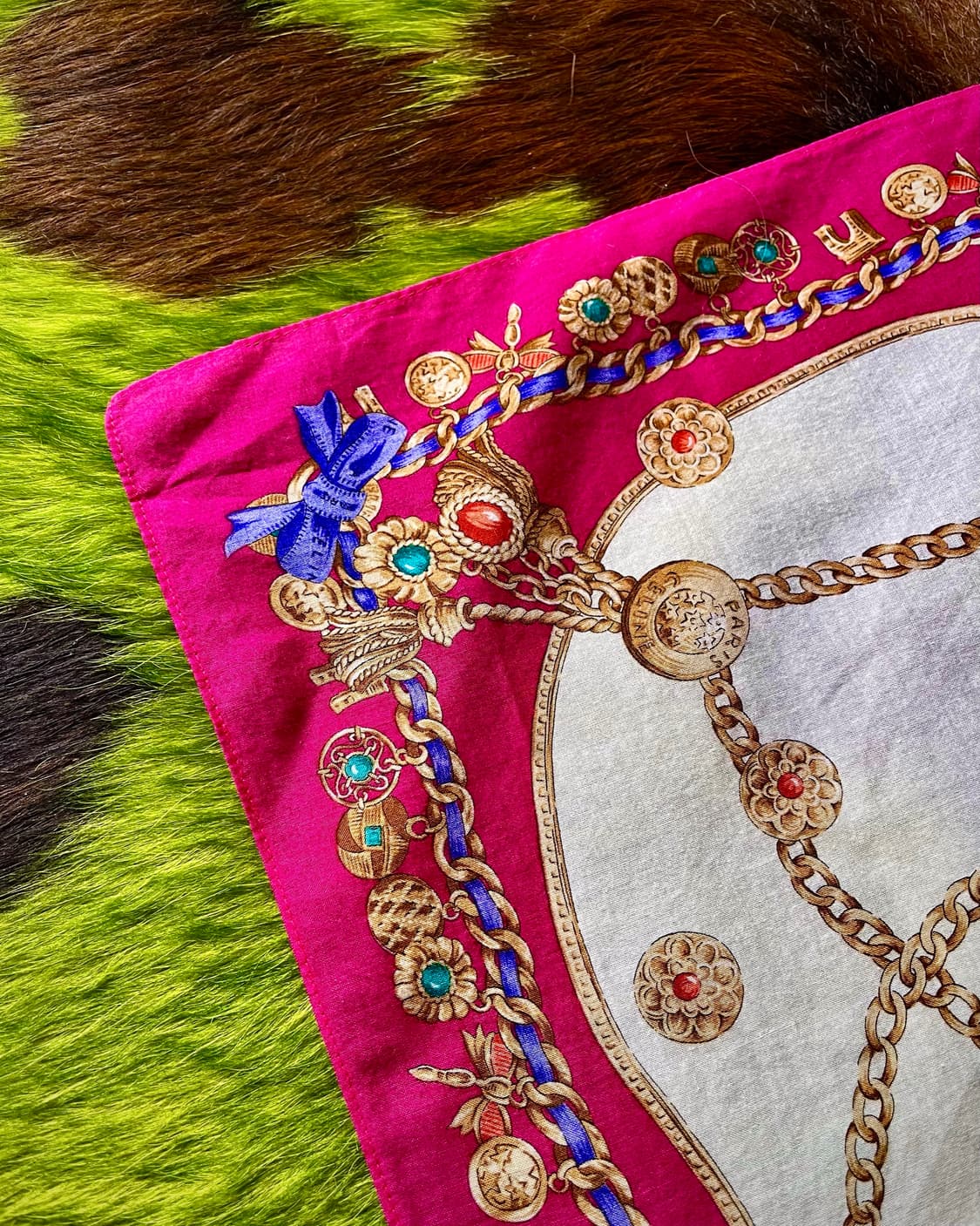 70-80s Old CELINE Archive Bandana Scarf 상품이미지8