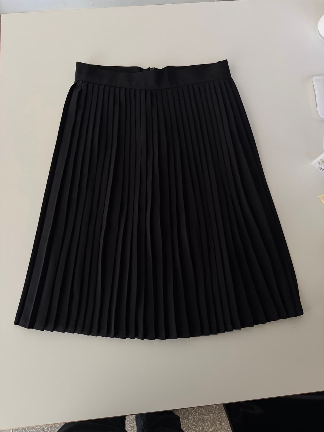 아메리칸어패럴 플리츠 미디 스커트 상품이미지1