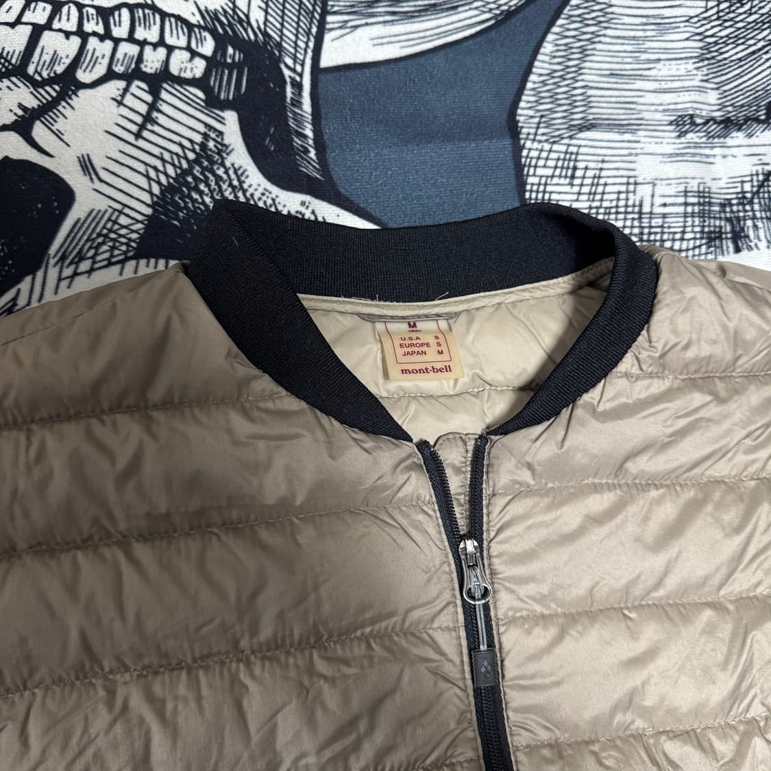 몽벨  구스다운 경량패딩 여성 M사이즈  상품이미지3