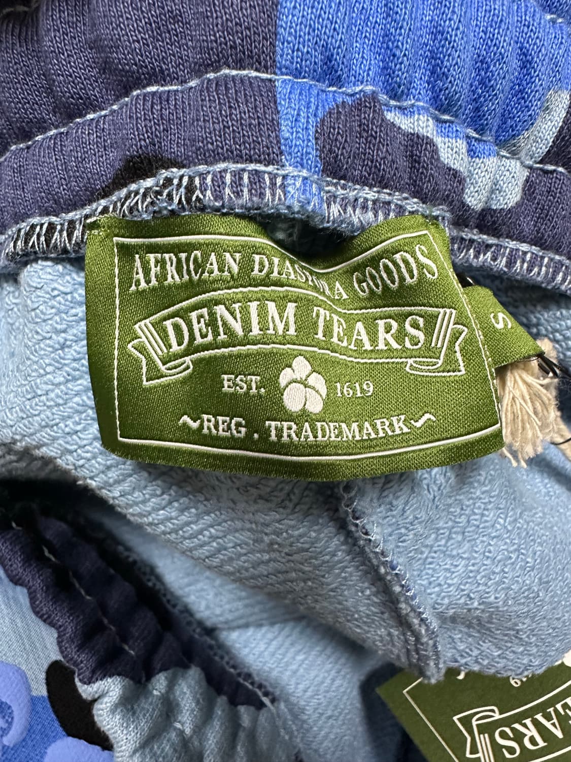 (새상품)데님티어스 블루 카모 스웻팬츠 상품이미지7