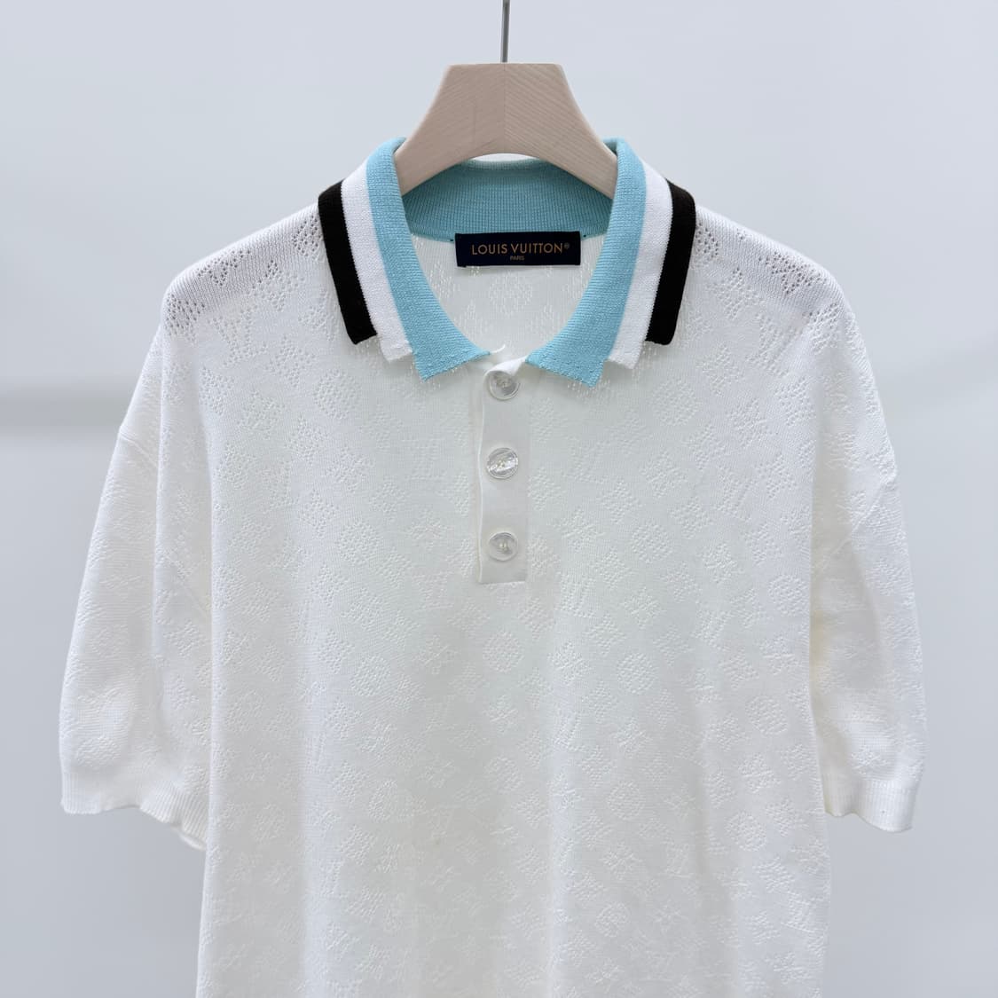 [A+급/XL] 루이비통 모노그램 반팔 카라티 화이트 상품이미지2
