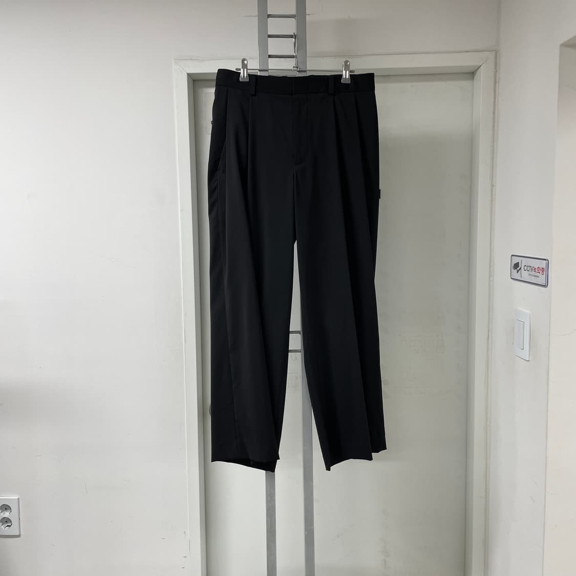 COS 코스 블랙 슬랙스 46 상품이미지1