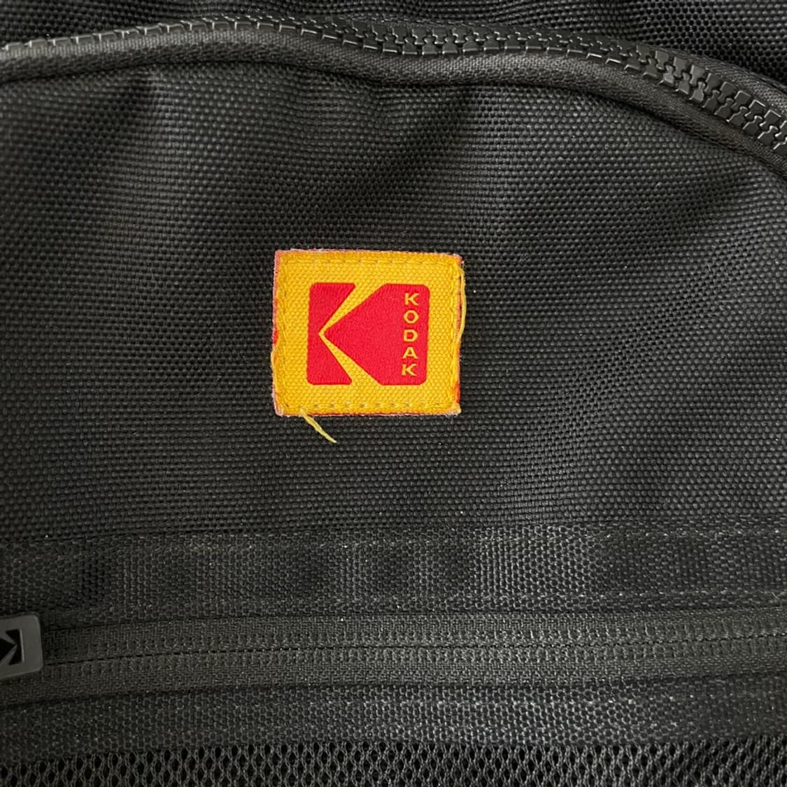 코닥 블랙 백팩 가방 상품이미지4