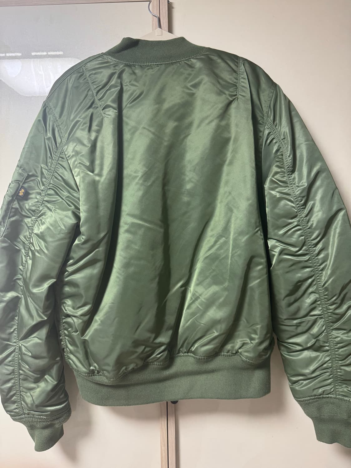 알파인더스트리 Ma - 1 플라이트 자켓 세이지 상품이미지3