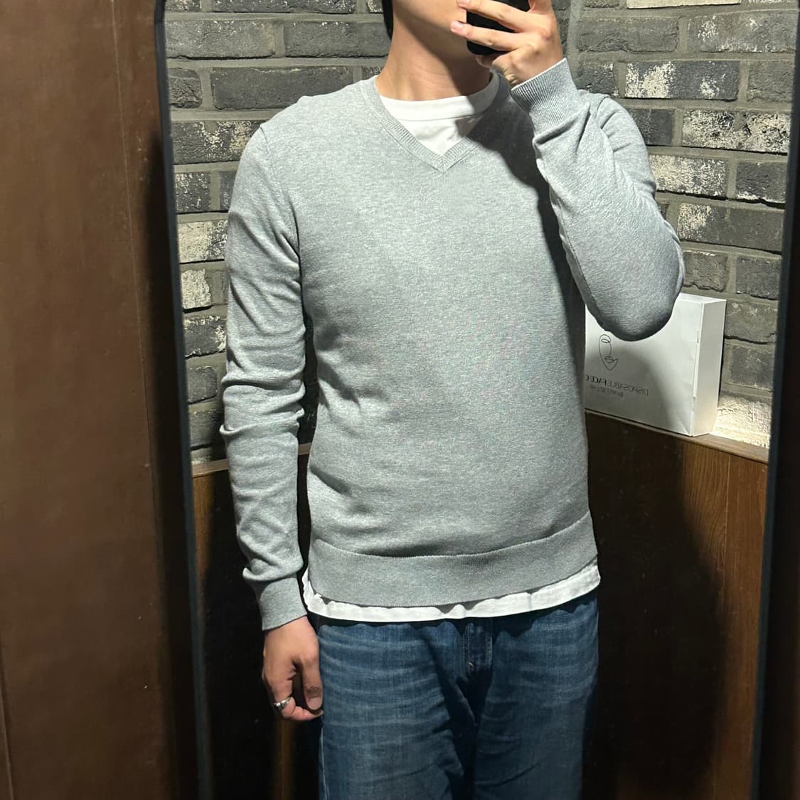 S) 마이클코어스 브이넥 니트 스웨터 그레이 택붙은미사용품 상품이미지9