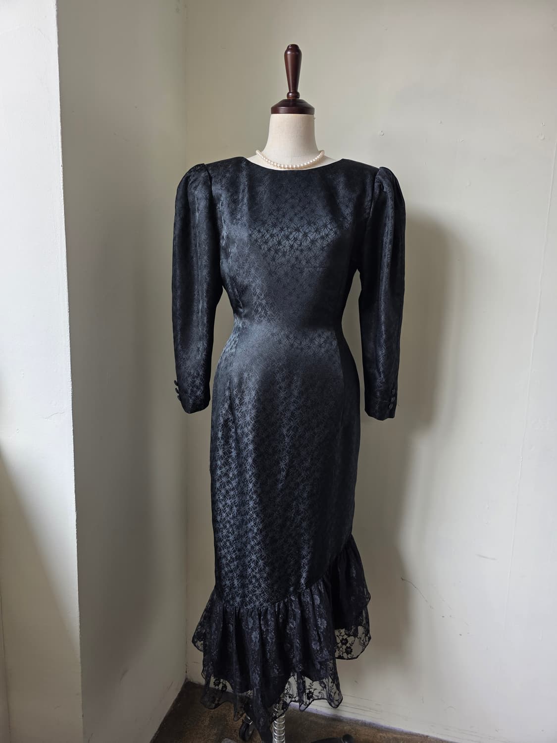 블랙 레이스 퍼프 롱 원피스 상품이미지1