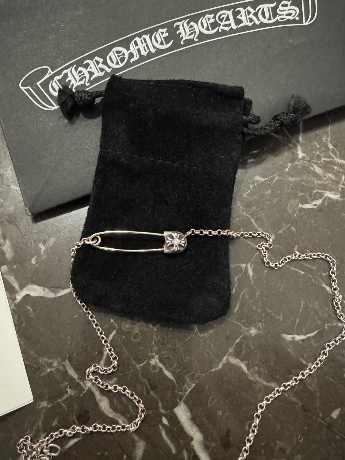 크롬하츠 세이프티핀 일체형 다이아 18인치 상품이미지3