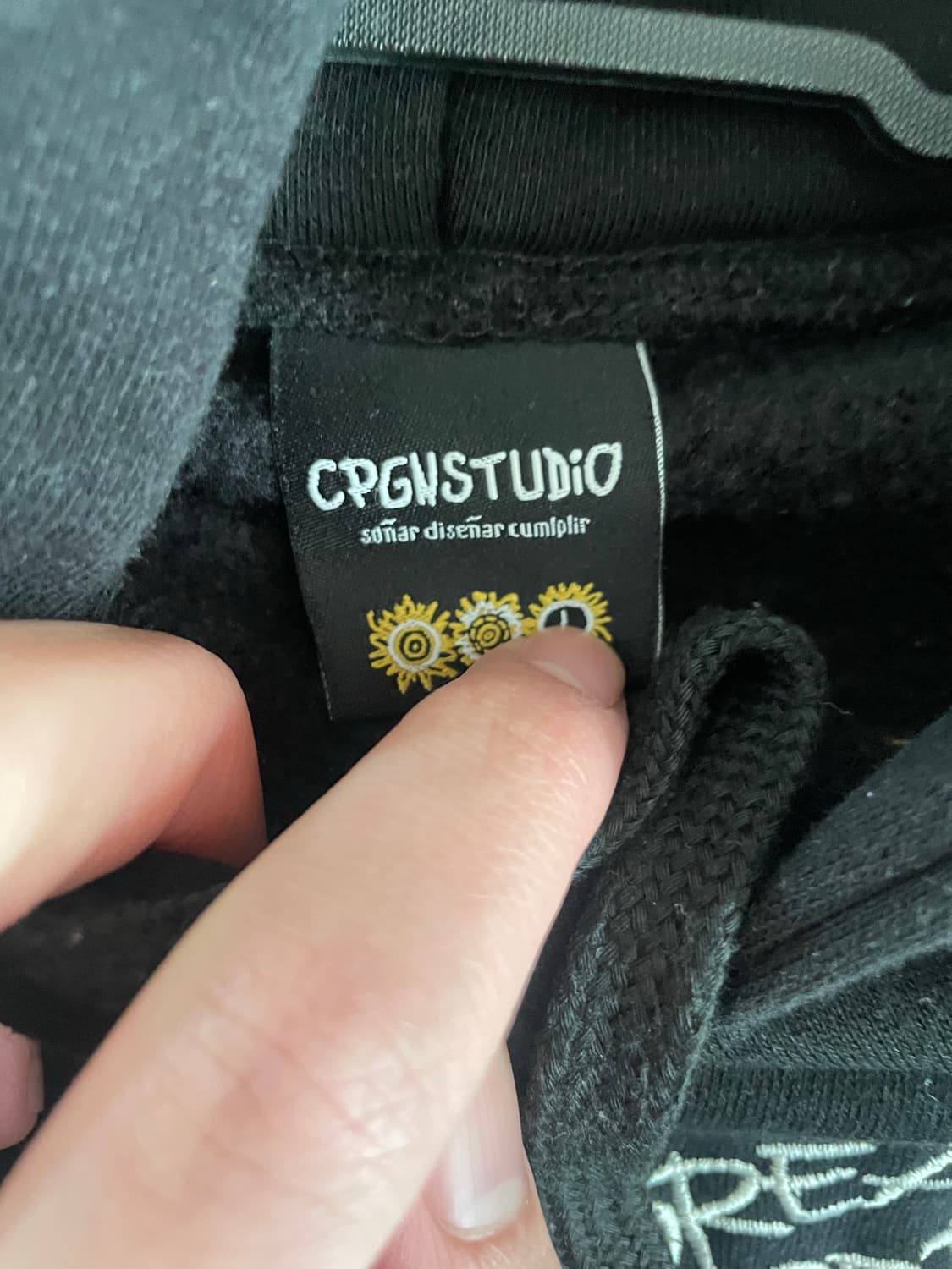 (진짜거의새제품) 꼼파뇨 후드티 블랙 L 상품이미지2