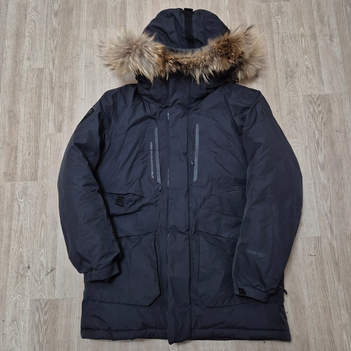 밀레 고어텍스 구스다운 라쿤퍼후드 패딩 점퍼 XL(105) 상품이미지1