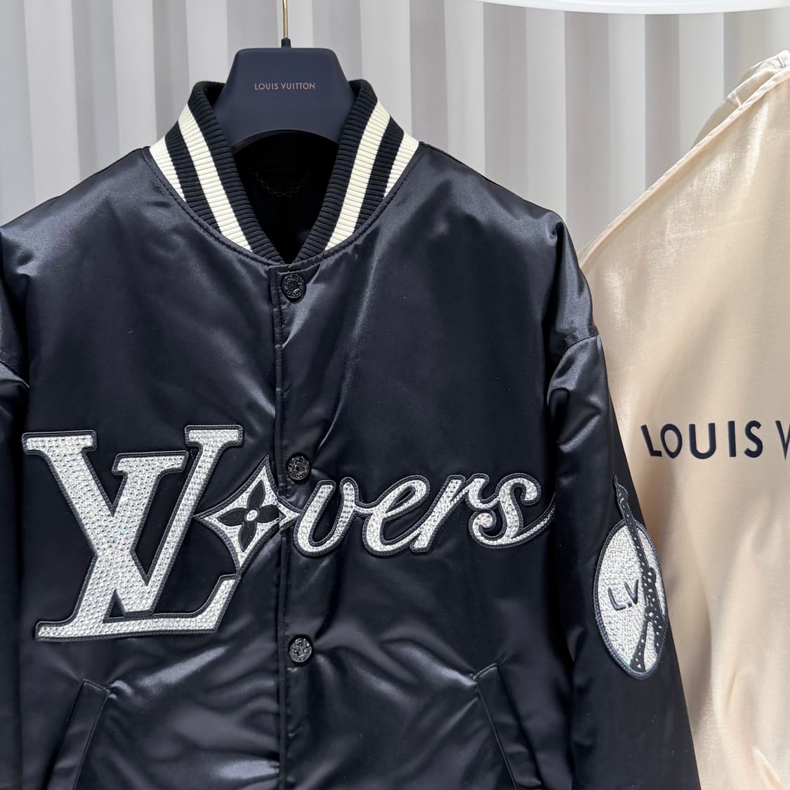 (A+/54) / 루이비통 리버스 베이스볼 퍼렐 블루종 봄버 바시티 자켓 상품이미지3