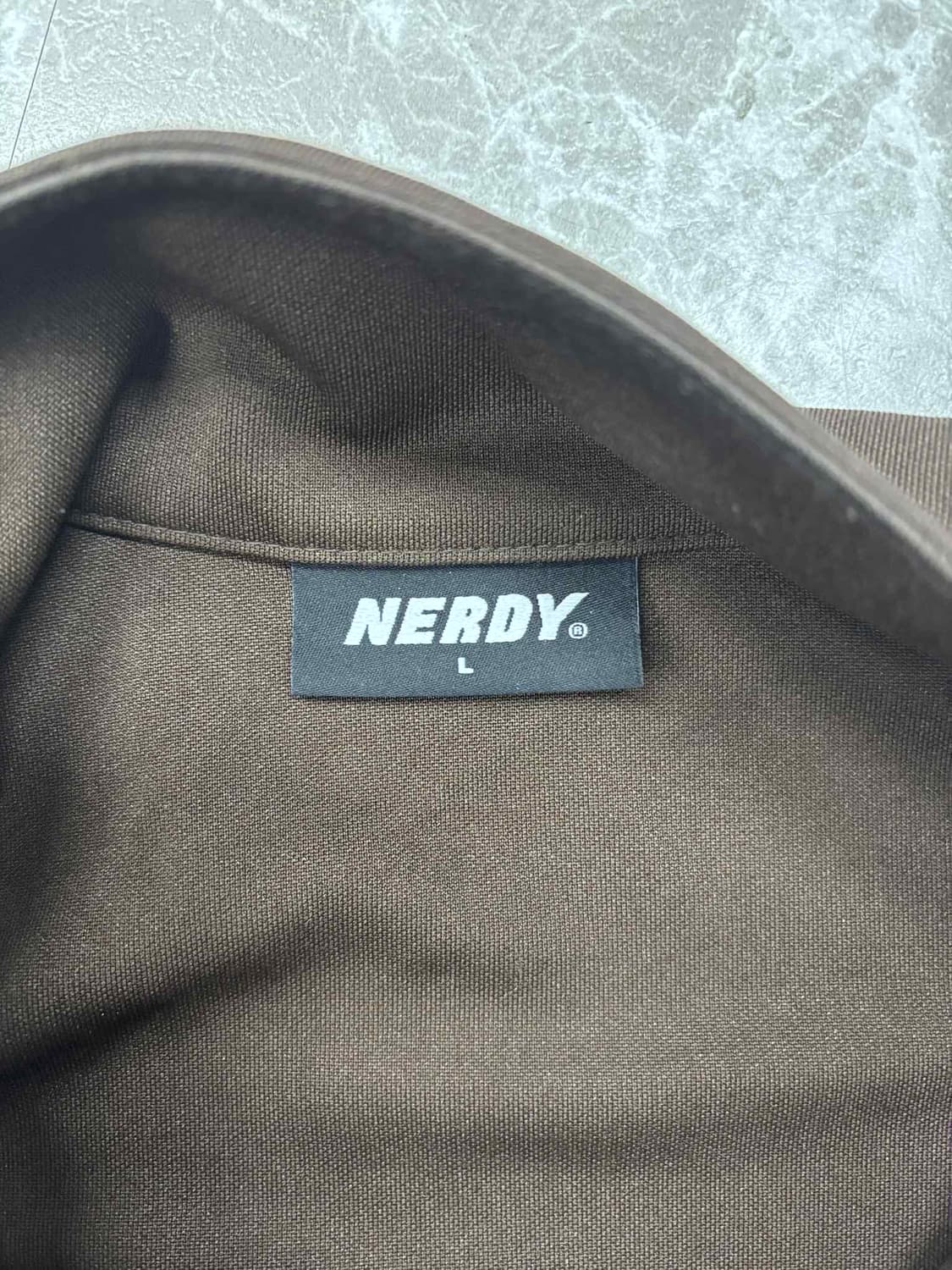 Nerdy 널디 초코브라운 신형 트랙탑 희귀져지(L) 상품이미지4