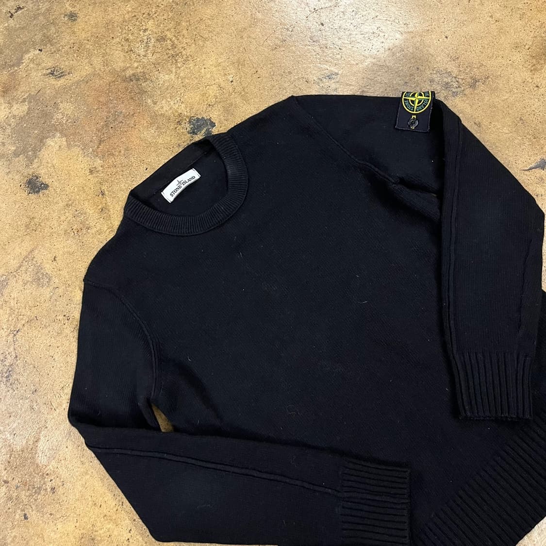 [정품/M] 스톤아일랜드 블랙 니트 b15 상품이미지1