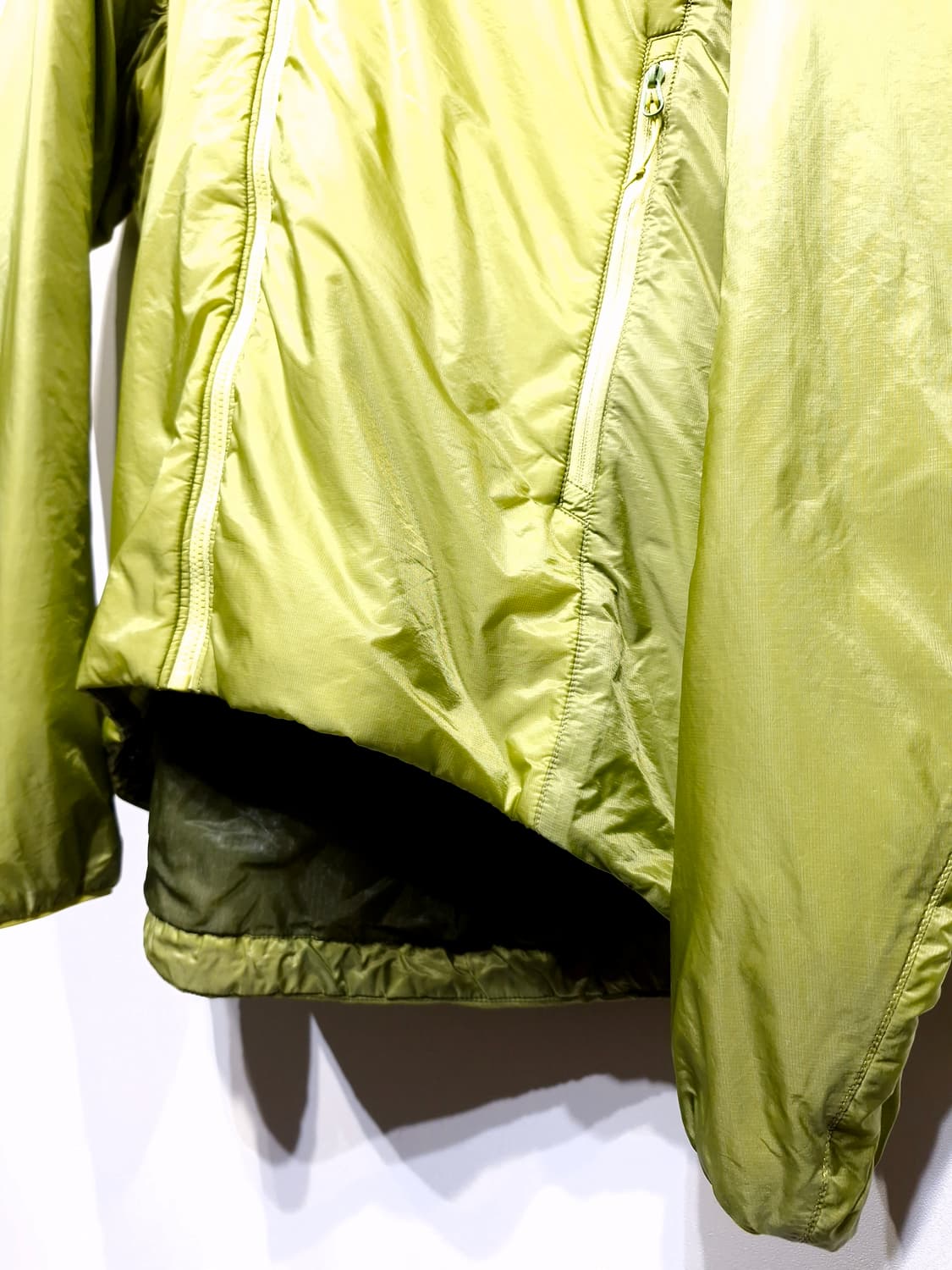 아크테릭스 ARCTERYX 아톰 LT 후디 구형_m 상품이미지4