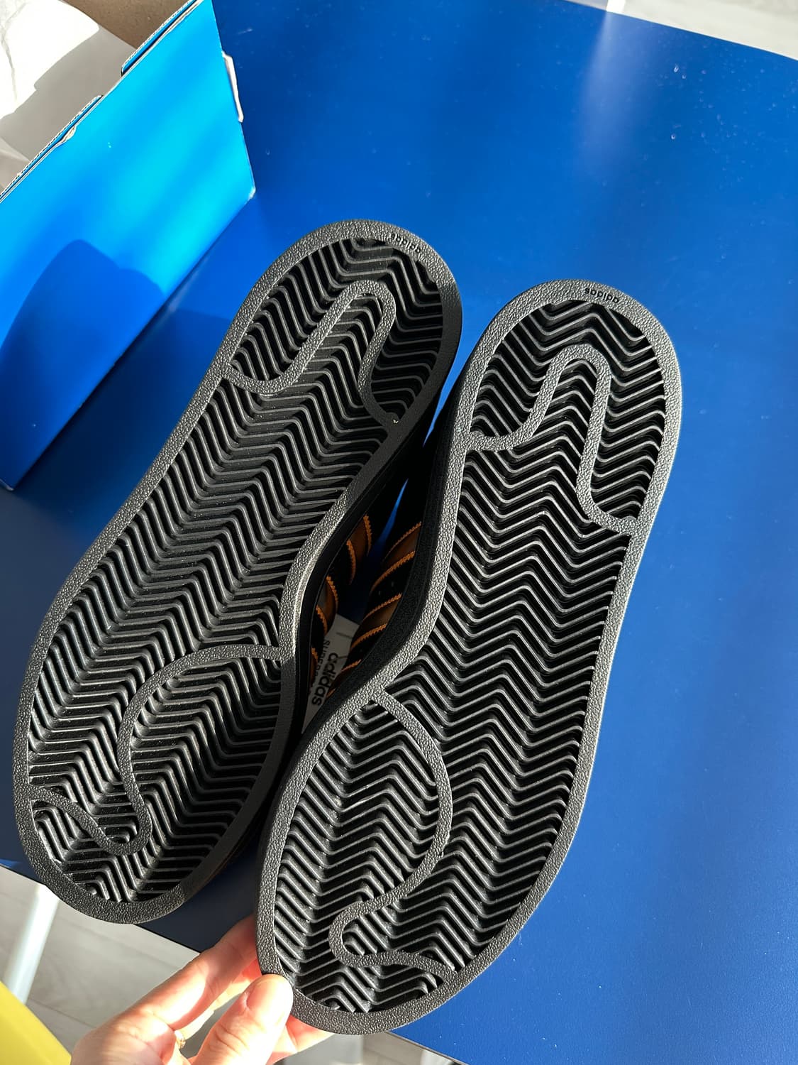 아디다스 슈퍼스타 블랙/오렌지 270 프리미엄가죽 상품이미지3