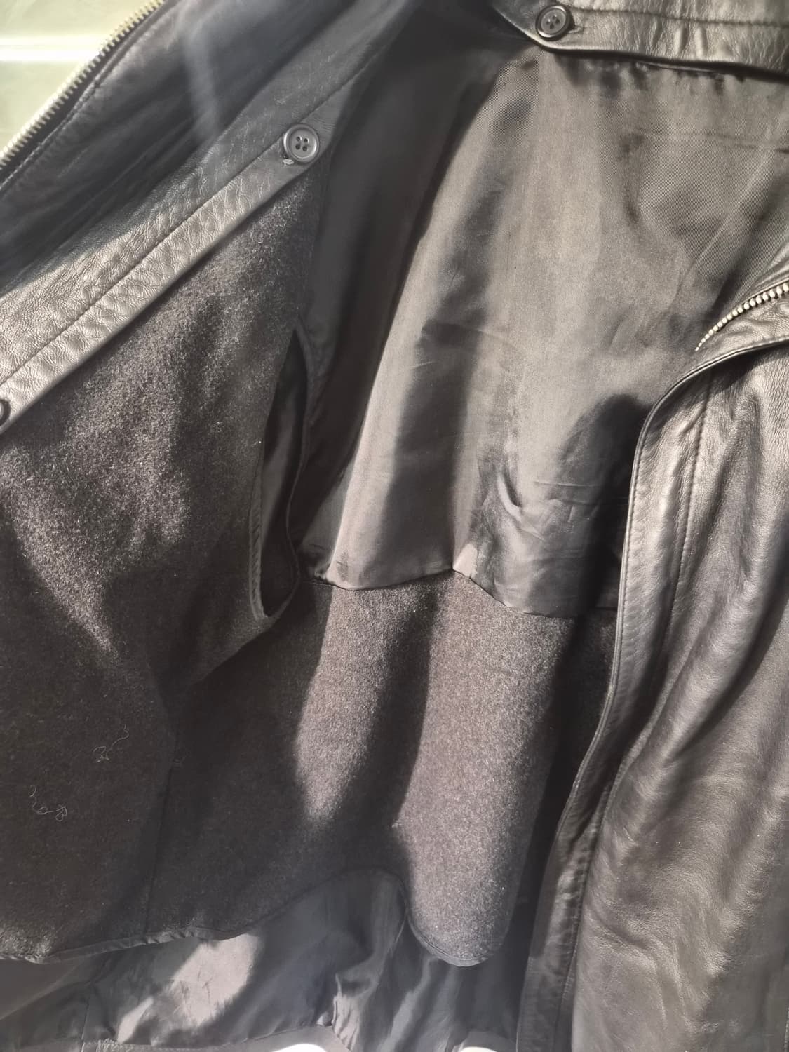 L) 싱글라이더 레더 자켓 팝니다 상품이미지3