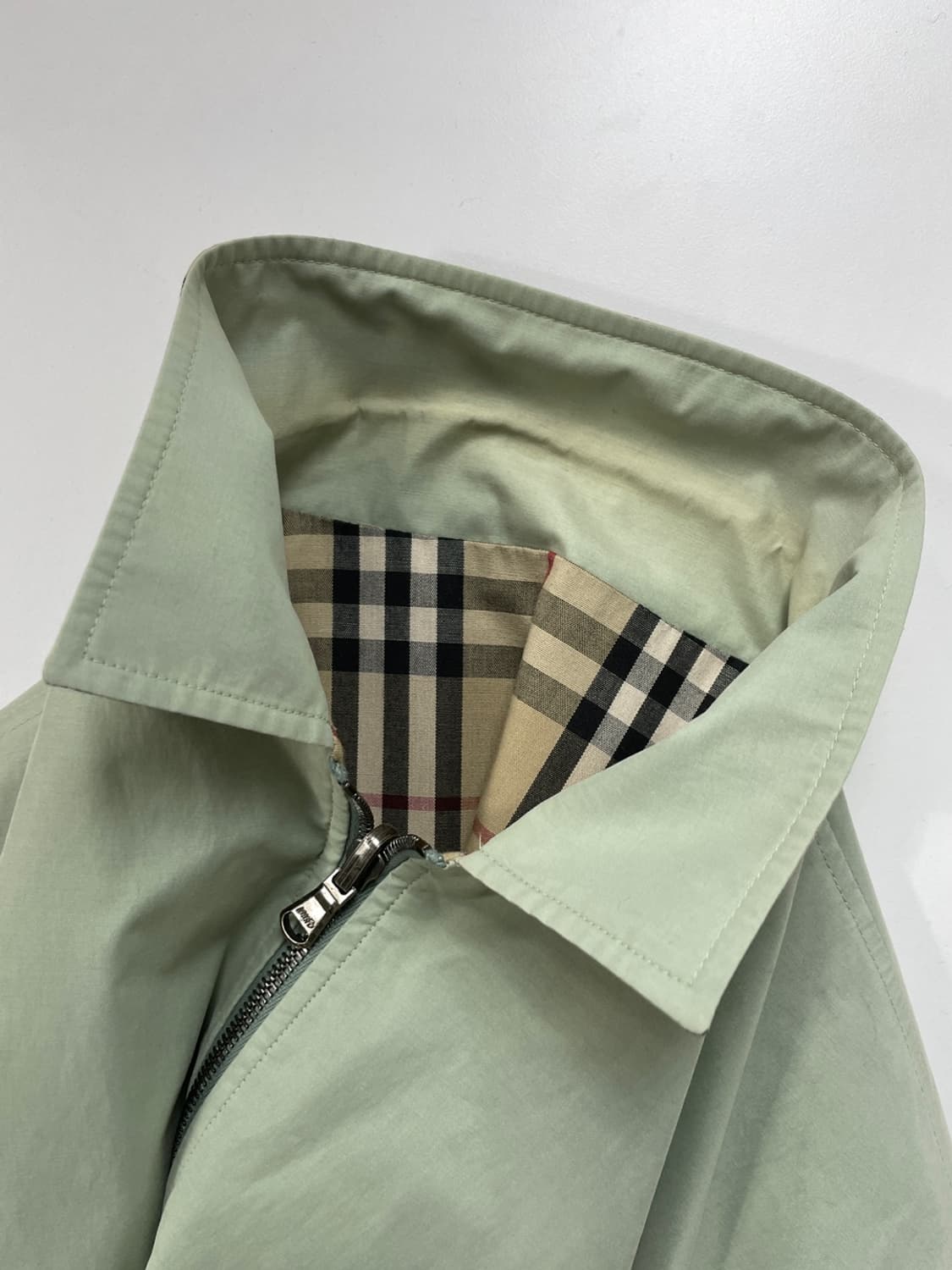 버버리 노바체크 리버시블 블루종 자켓  상품이미지9