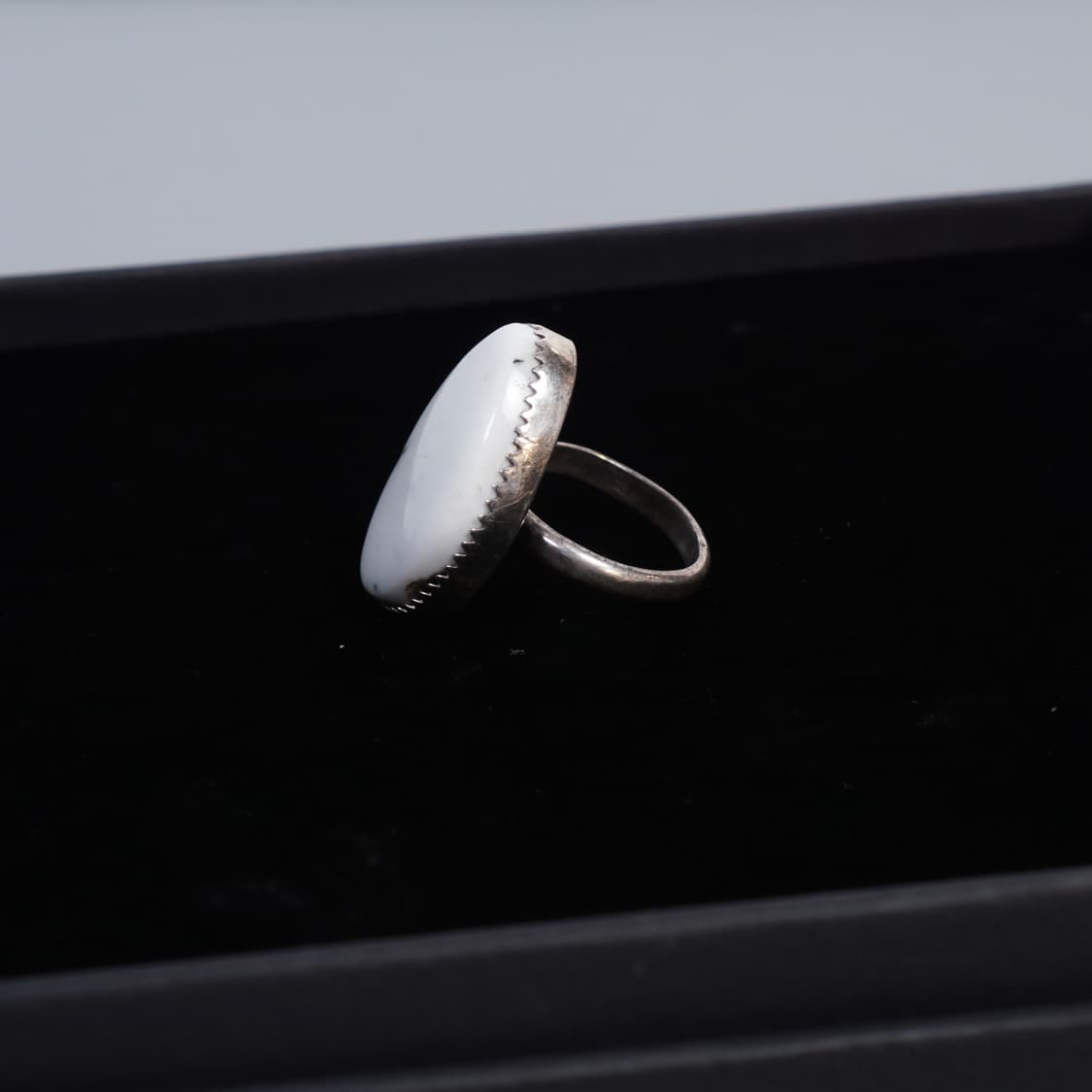 화이트 버팔로 원석 실버 반지 상품이미지3