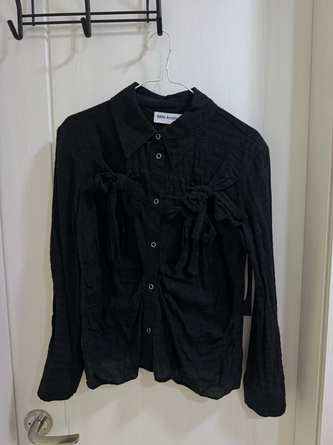 밀로우먼 리본타이셔츠 상품이미지2