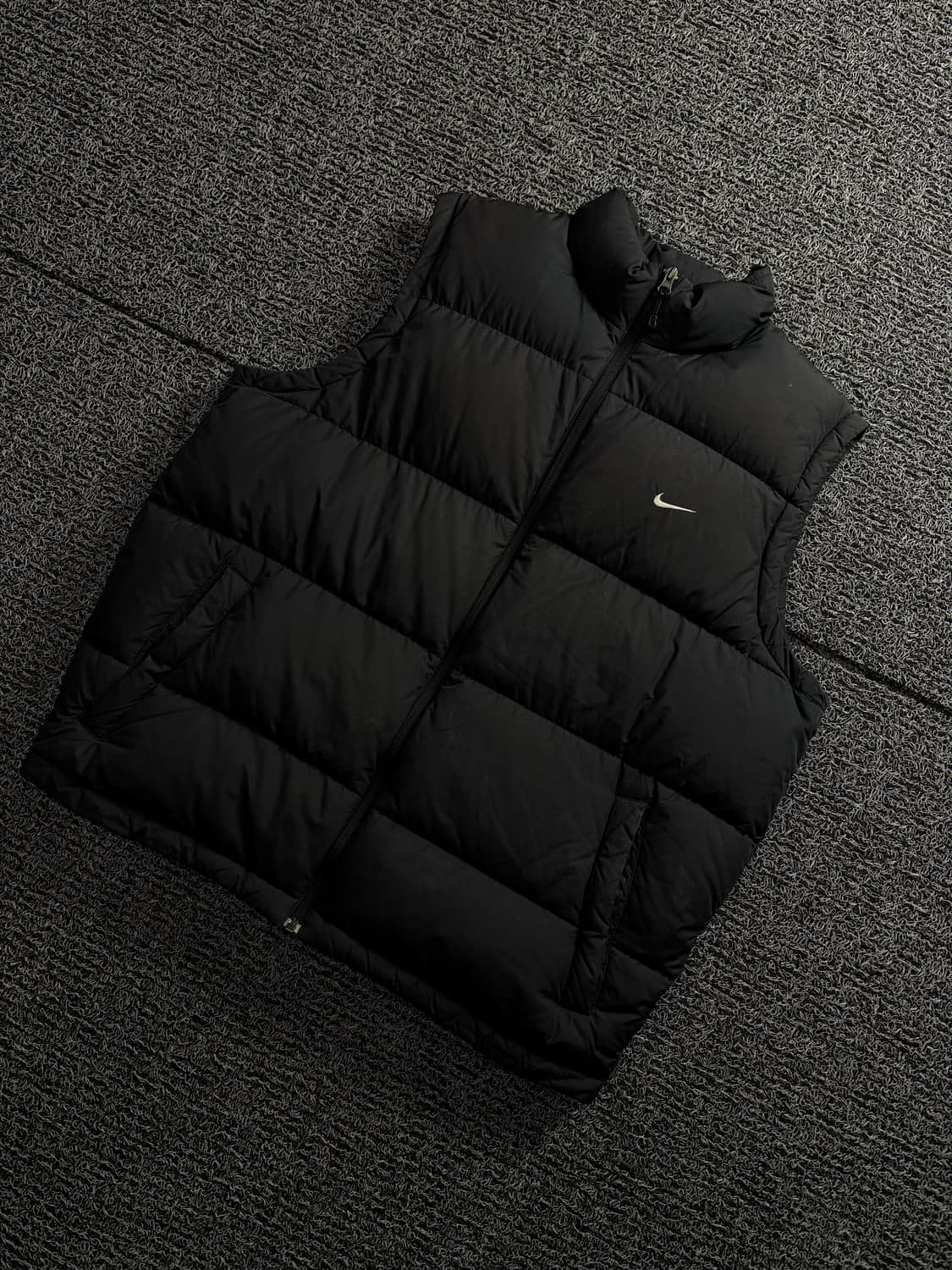 00s 나이키 스우시로고 블랙 올드스쿨 다운 패딩 조끼 1616 상품이미지1