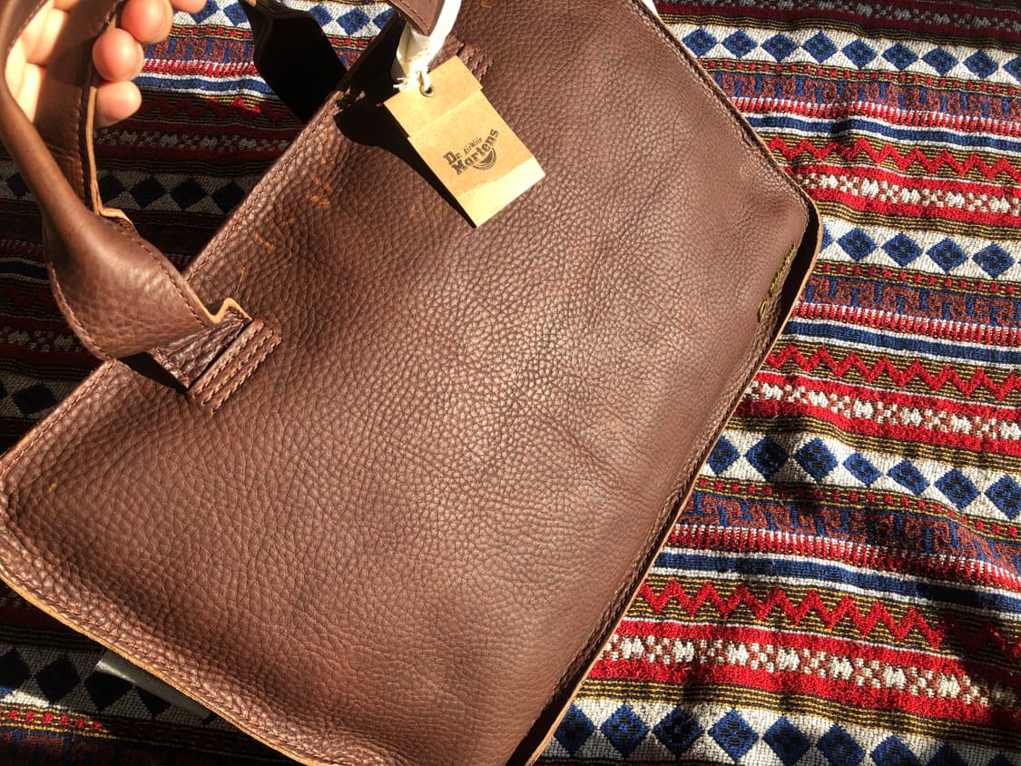 닥터마틴 그리즐리 노트북 브리프 케이스 가방 미사용 상품이미지9