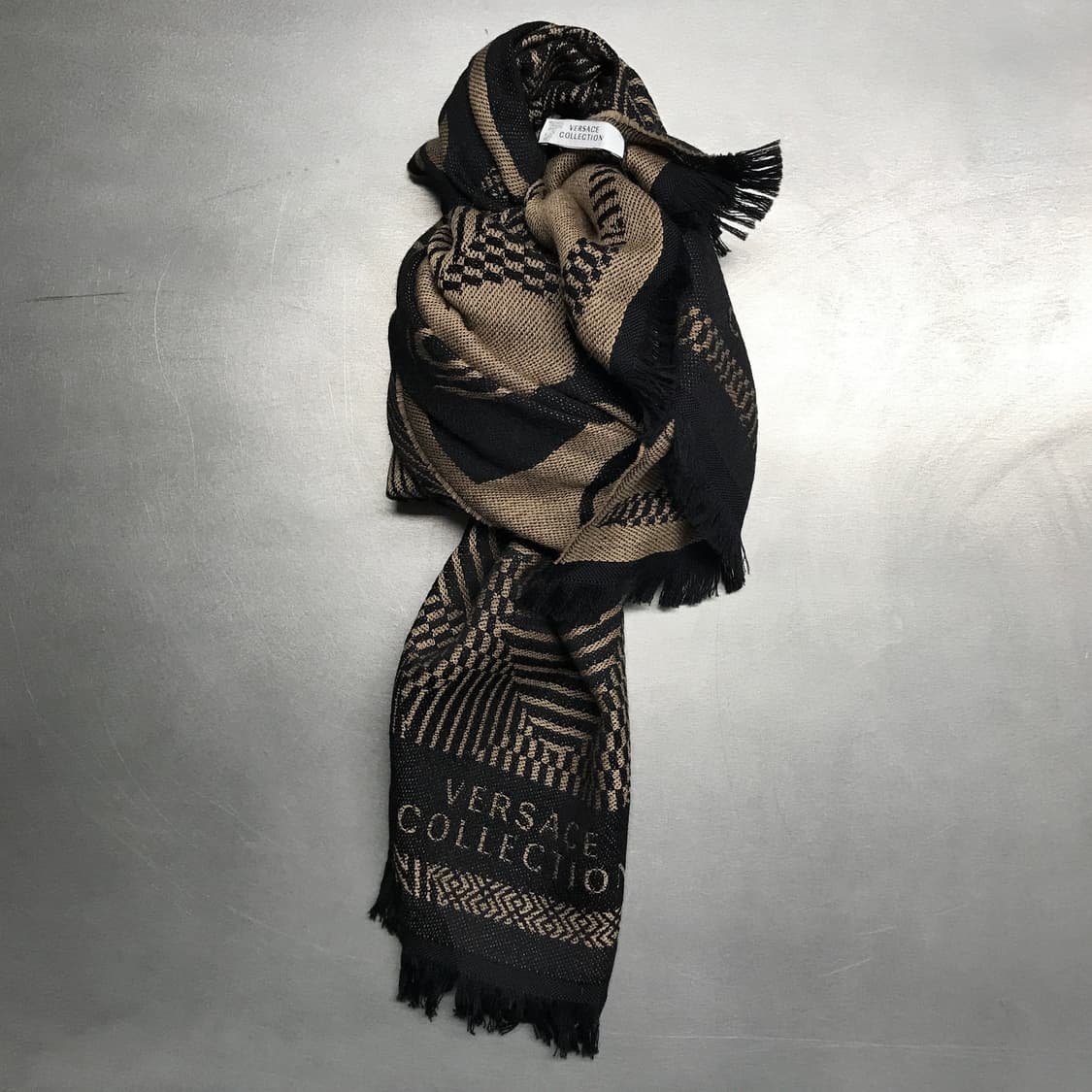 베르사체 메두사 머플러 상품이미지1