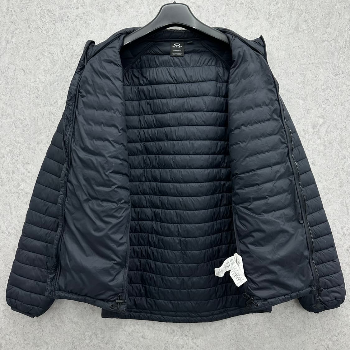 105 오클리 옴니 남자 경량패딩 상품이미지3